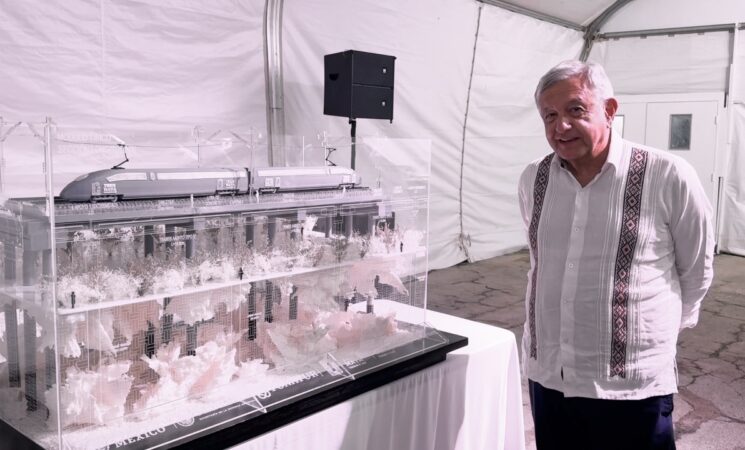 Tren Maya es obra única y cuida el ambiente, afirma presidente en Tulum