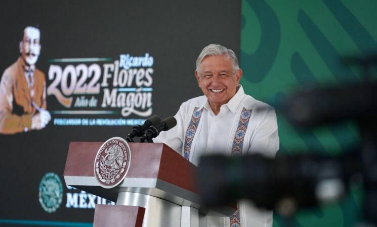 Gobierno procura bienestar y seguridad en Campeche; Tren Maya representa inversión histórica en la región, afirma presidente