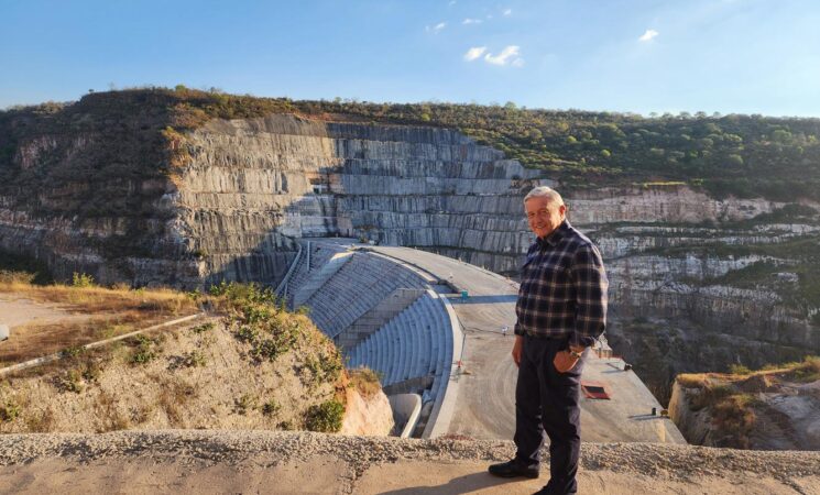 Presidente constata avances en obras hidráulicas en beneficio de cuatro estados