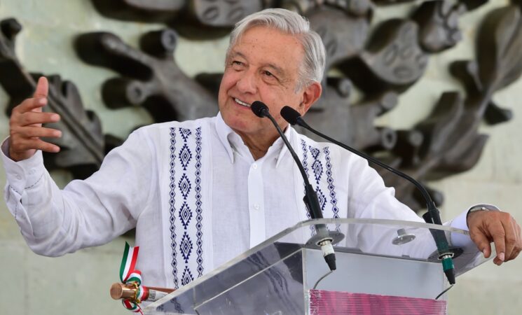 Palabras del presidente Andrés Manuel López Obrador en el 217 Aniversario del Natalicio de Benito Juárez, desde Guelatao, Oaxaca