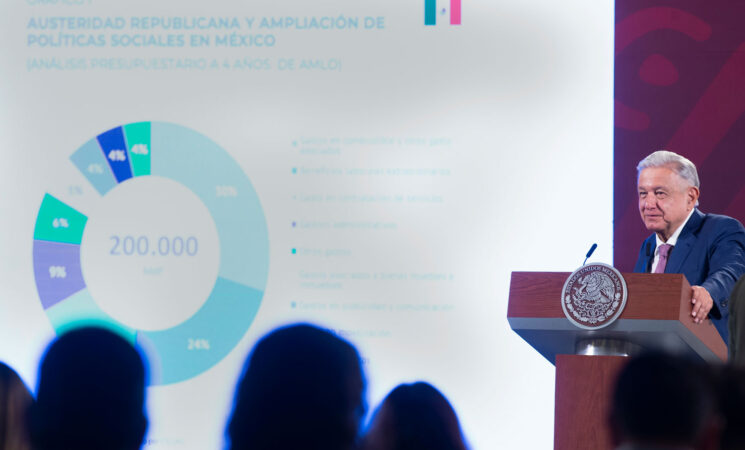 COVID-19 registra 14 semanas de reducción estable en México