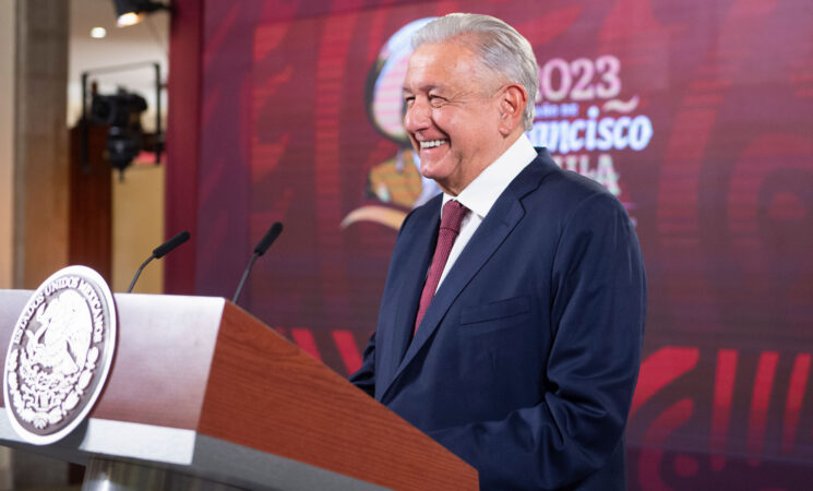 Gobierno de México procura crecimiento justo en todo el país, afirma presidente