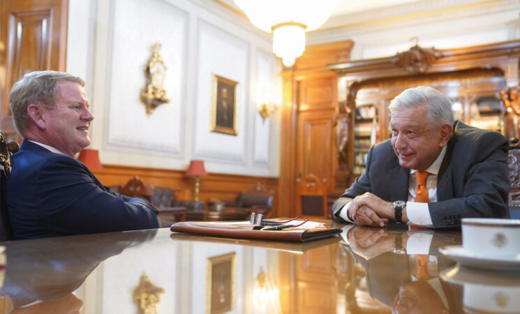 Presidente dialoga con embajador de Canadá sobre Cumbre de América del Norte