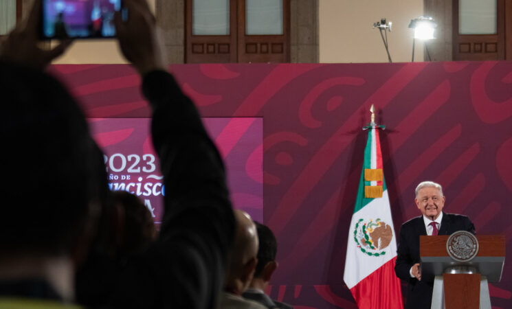 Presidente anuncia aumentos en Programas para el Bienestar en presupuesto de 2024; todas las obras públicas se terminarán, afirma