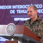 José Rafael Ojeda Durán, secretario de la Marina