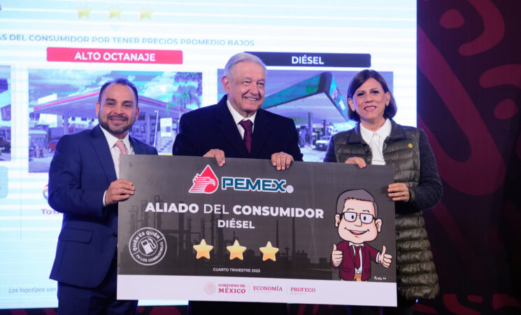 Gobierno de la 4T reconoce a tienda y gasolineras por dar los mejores precios al consumidor