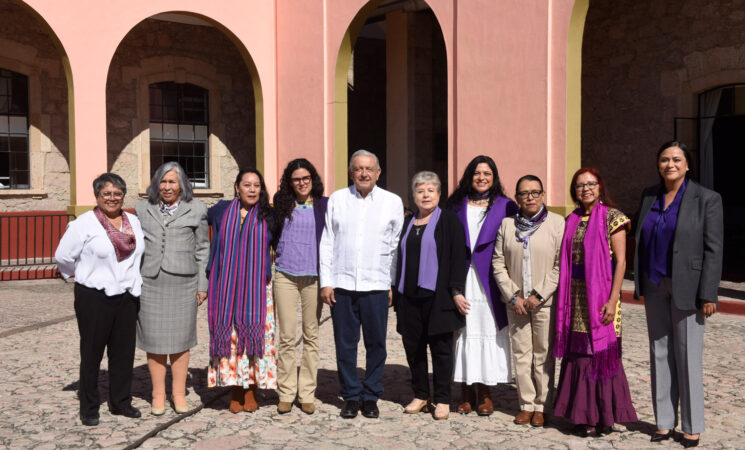 Presidente y funcionarias del Gabinete de la Cuarta Transformación conmemoran Día Internacional de las Mujeres