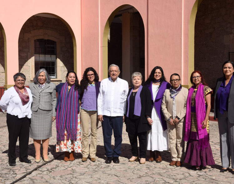 Presidente y funcionarias del Gabinete de la Cuarta Transformación conmemoran Día Internacional de las Mujeres