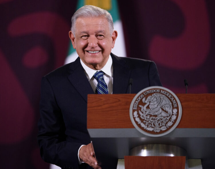 Lázaro Cárdenas hizo un gobierno del pueblo con campesinos y obreros, afirma presidente