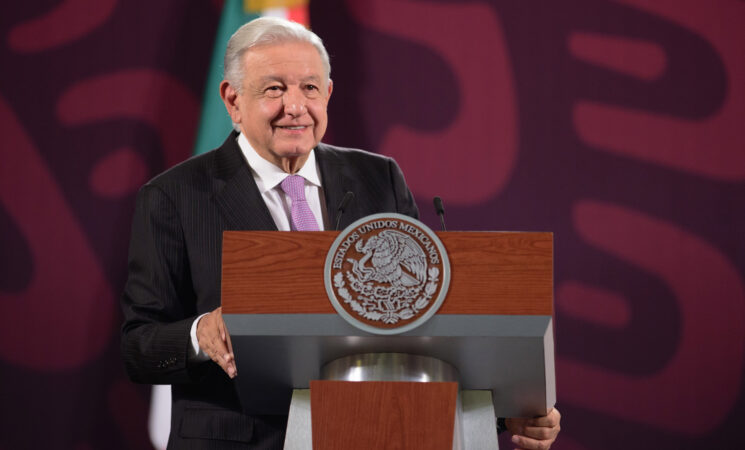 Economía de México es sólida y hay responsabilidad en manejo de finanzas: presidente