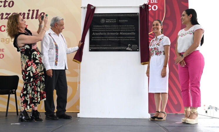 Presidente inaugura en Colima acueducto Armería-Manzanillo; destaca labor social de la Secretaría de Marina