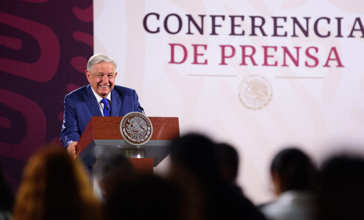 Presidente invita a último Grito de Independencia en el Zócalo