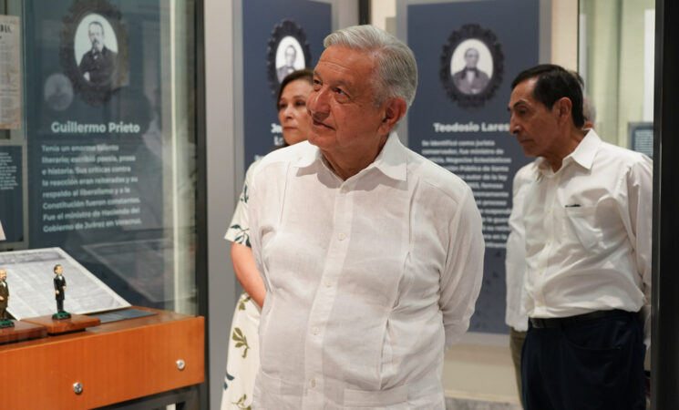 Presidente inaugura Centro Cultural “Leyes de Reforma” en Veracruz, “centro de la historia de México”