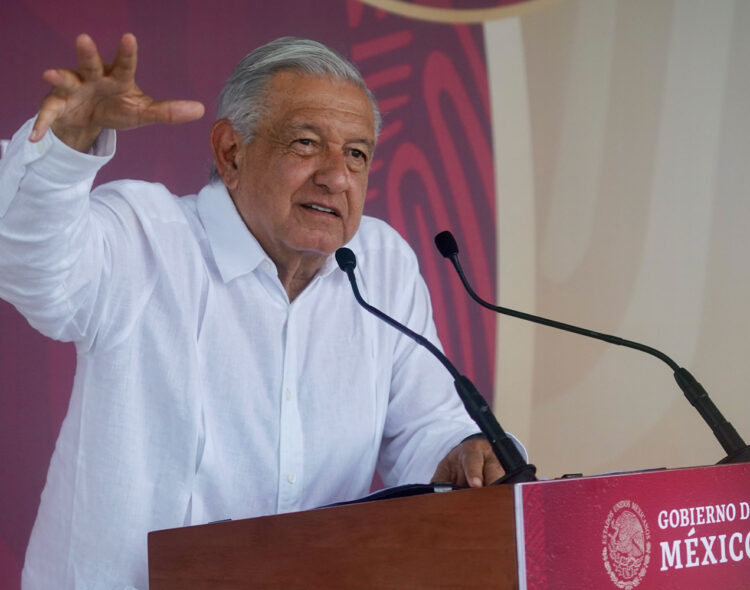 Presidente inaugura Sector Naval en Nayarit; representa la contribución de marinos al desarrollo del pueblo de México, afirma